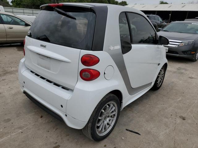 Photo 3 from auction – 2013 SMART FORTWO PUR with VIN WMEEJ3BA8DK584282