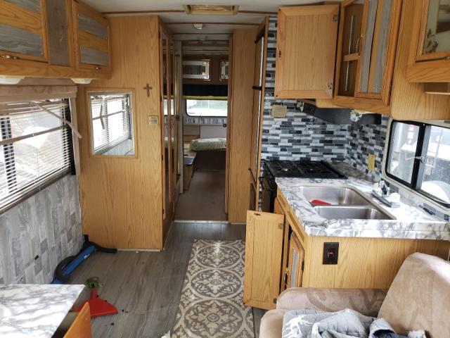 Photo 6 from auction – 1994 WINNEBAGO CLASS A MO with VIN 1GBKP37N9R3324524