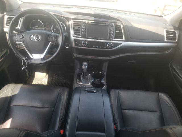 Photo 8 from auction – 2018 TOYOTA HIGHLANDER with VIN 5TDJZRFH0JS860216