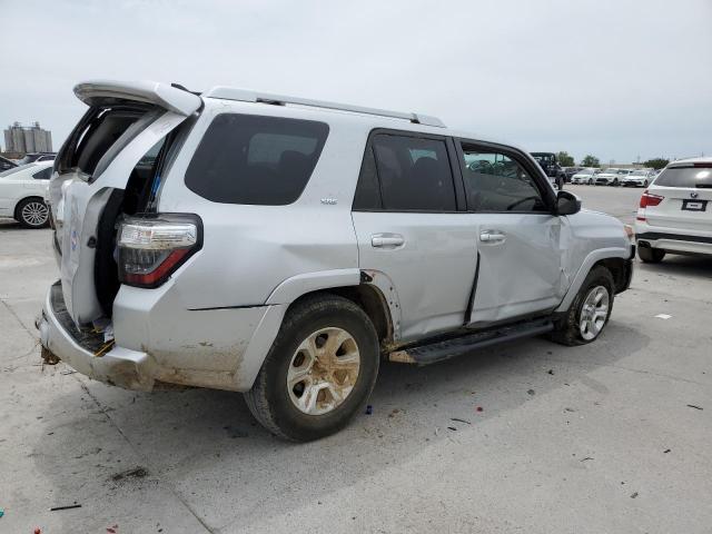 Photo 3 from auction – 2016 TOYOTA 4RUNNER SR with VIN JTEZU5JRXG5128311