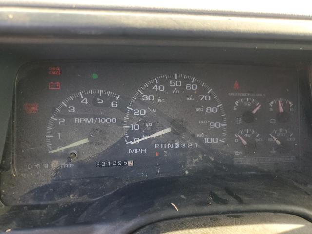 Photo 9 from auction – 1998 CHEVROLET GMT-400 C1 with VIN 1GCEC19W3WE247602