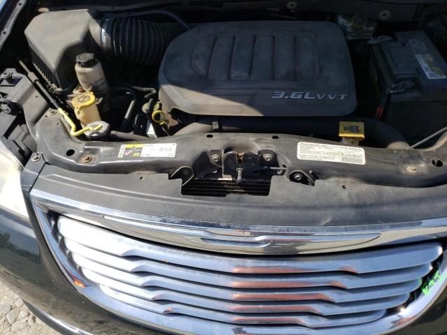 Photo 12 from auction – 2013 CHRYSLER TOWN & COU with VIN 2C4RC1BG4DR692497