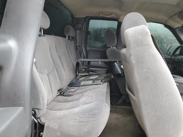 Photo 10 from auction – 2005 CHEVROLET SILVERADO with VIN 2GCEC19TX51204641