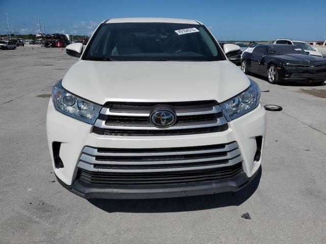 Photo 5 from auction – 2018 TOYOTA HIGHLANDER with VIN 5TDZARFH5JS036836