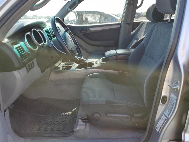 Photo 7 from auction – 2004 TOYOTA 4RUNNER SR with VIN JTEBT14R648012560