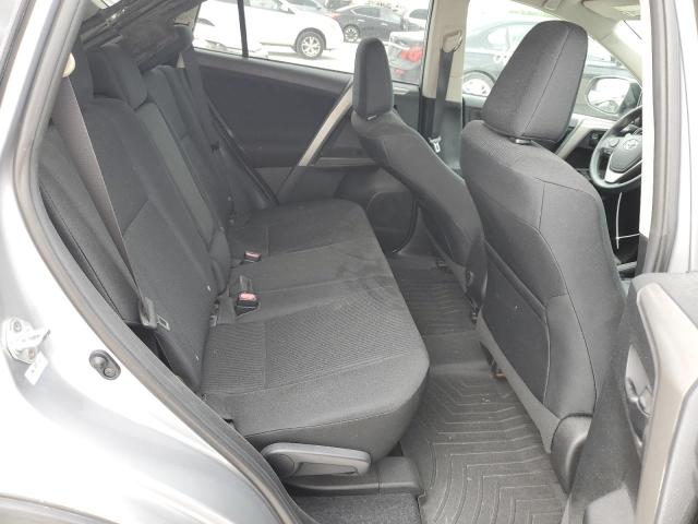 Photo 10 from auction – 2018 TOYOTA RAV4 LE with VIN 2T3ZFREV2JW461972