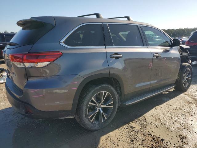 Photo 3 from auction – 2019 TOYOTA HIGHLANDER with VIN 5TDZZRFH6KS300379
