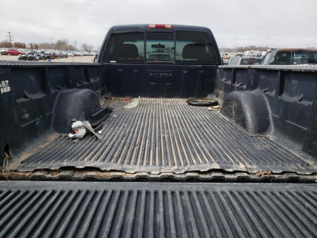 Photo 10 from auction – 2000 CHEVROLET SILVERADO with VIN 1GCEC14V0YE251432