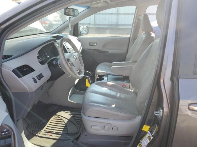 Photo 7 from auction – 2012 TOYOTA SIENNA XLE with VIN 5TDDK3DC9CS043271