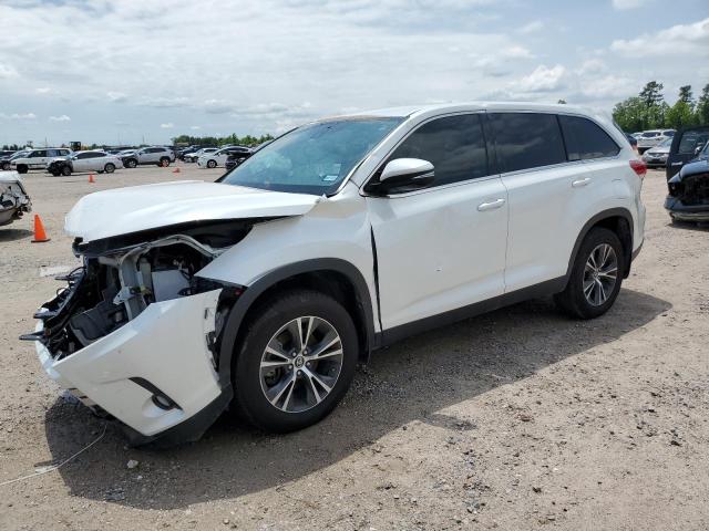 TOYOTA HIGHLANDER 2019 with VIN 5TDZZRFH5KS310840 - Photo from auction