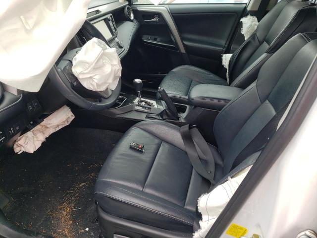 Photo 7 from auction – 2017 TOYOTA RAV4 LIMIT with VIN 2T3DFREV2HW677809