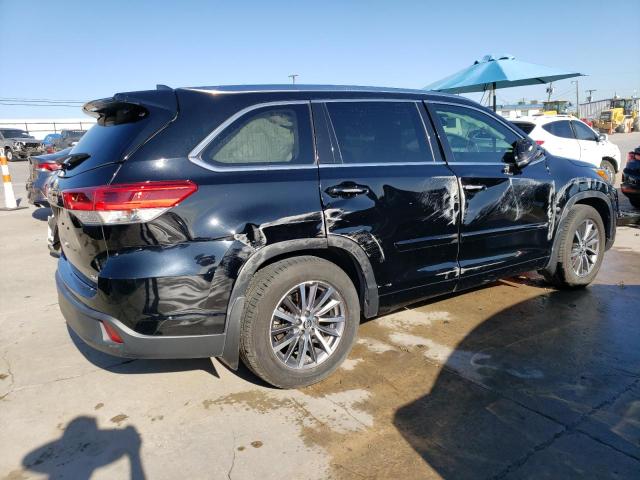 Photo 3 from auction – 2017 TOYOTA HIGHLANDER with VIN 5TDKZRFH7HS522097