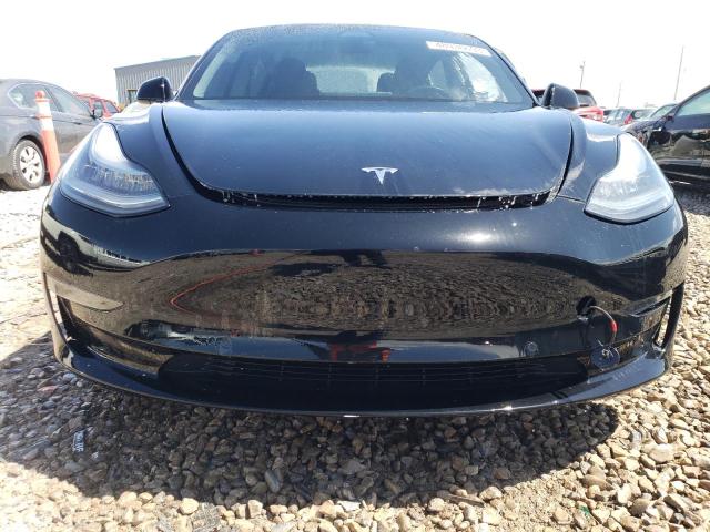 Photo 5 from auction – 2018 TESLA MODEL 3 with VIN 5YJ3E1EA1JF017513