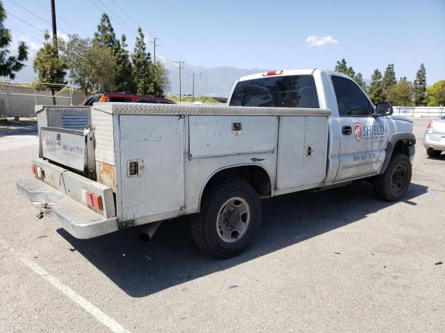 Photo 3 from auction – 2005 CHEVROLET SILVERADO with VIN 1GBHC24U65E313930
