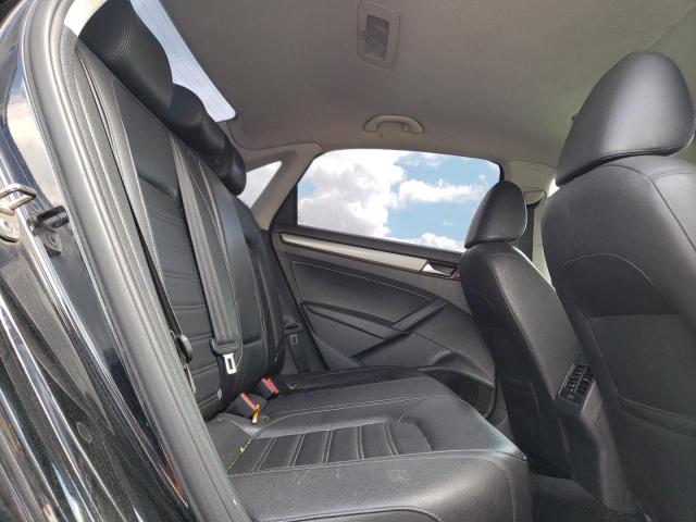 Photo 10 from auction – 2015 VOLKSWAGEN PASSAT SE with VIN 1VWBT7A31FC030842
