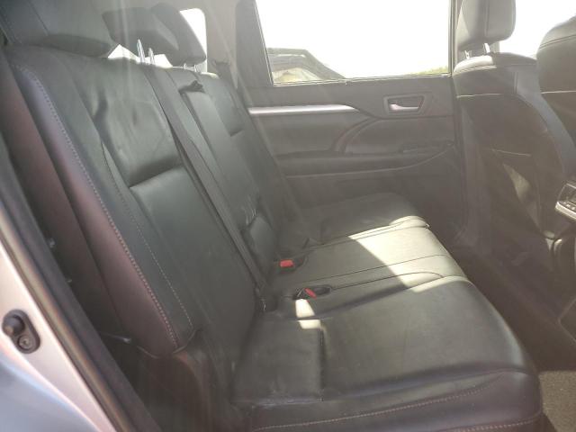 Photo 11 from auction – 2016 TOYOTA HIGHLANDER with VIN 5TDJKRFH1GS286593