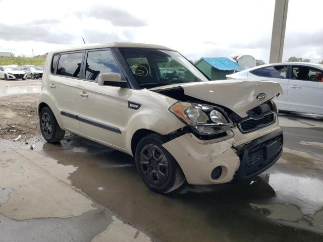 Photo 4 from auction – 2013 KIA SOUL with VIN KNDJT2A53D7533605