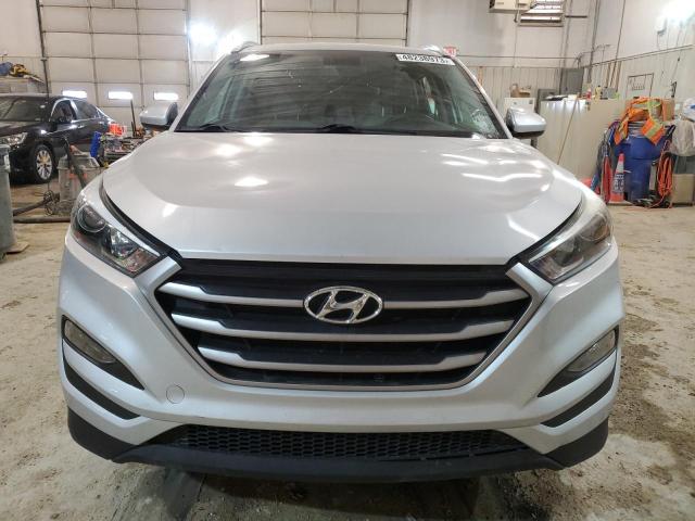 Photo 5 from auction – 2017 HYUNDAI TUCSON LIM with VIN KM8J3CA42HU339423