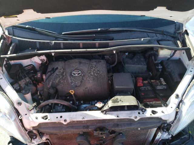 Photo 12 from auction – 2017 TOYOTA SIENNA LE with VIN 5TDKZ3DC4HS882352