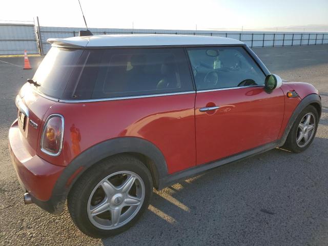 Photo 3 from auction – 2007 MINI COOPER with VIN WMWMF33597TT54131
