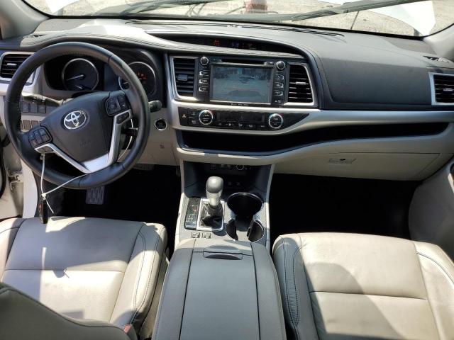 Photo 8 from auction – 2018 TOYOTA HIGHLANDER with VIN 5TDJZRFH7JS907130