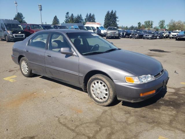 Photo 4 from auction – 1996 HONDA ACCORD EX with VIN 1HGCD5653TA024844