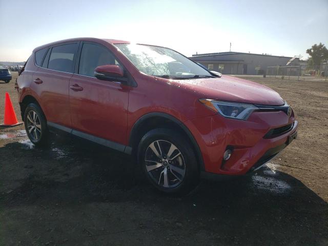 Photo 4 from auction – 2017 TOYOTA RAV4 XLE with VIN JTMWFREVXHJ141990