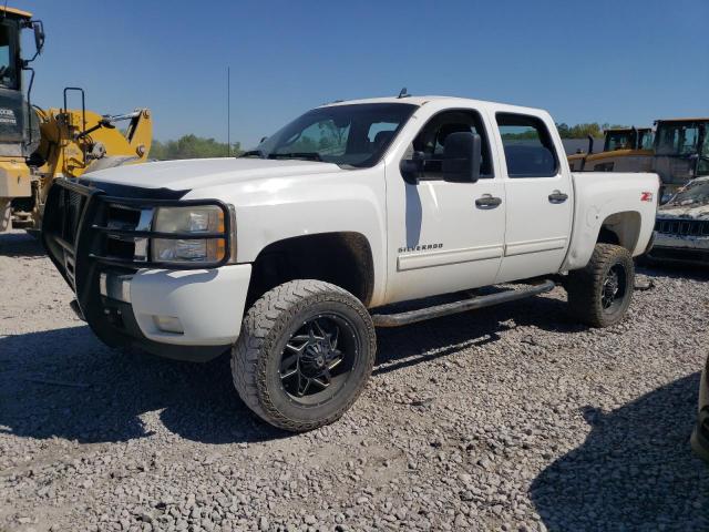 CHEVROLET SILVERADO 2011 with VIN 3GCPKSE34BG374133 - Photo from auction