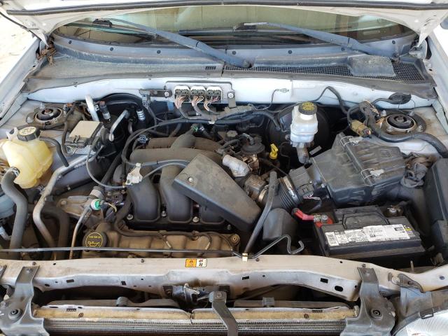 Photo 12 from auction – 2007 FORD ESCAPE LIM with VIN 1FMCU04197KC02902