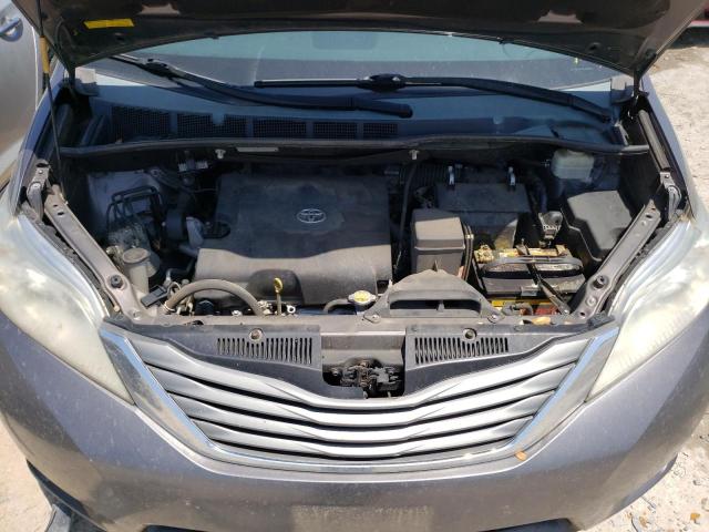 Photo 12 from auction – 2014 TOYOTA SIENNA XLE with VIN 5TDYK3DC8ES493692