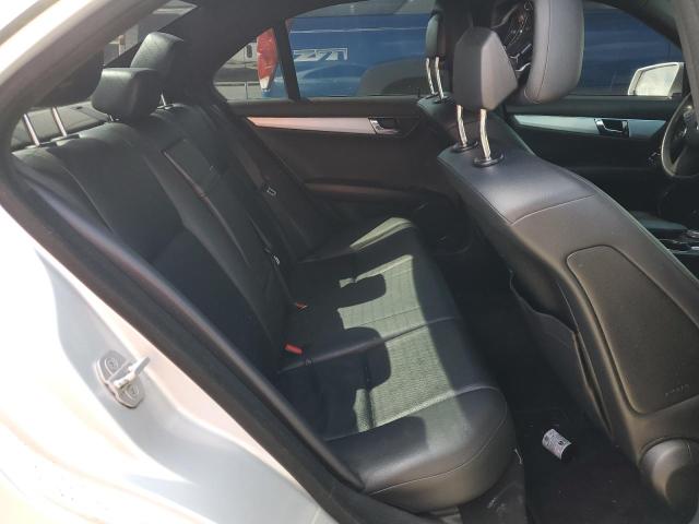 Photo 10 from auction – 2011 MERCEDES-BENZ C 300 with VIN WDDGF5EB3BA526274