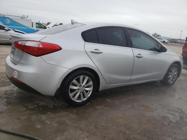 Photo 3 from auction – 2015 KIA FORTE LX with VIN KNAFK4A67F5330175