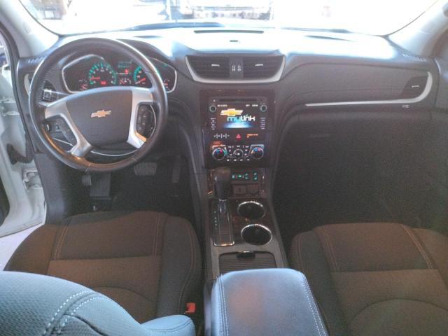 Photo 8 from auction – 2015 CHEVROLET TRAVERSE L with VIN 1GNKRHKD8FJ150137