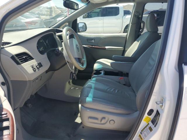 Photo 7 from auction – 2011 TOYOTA SIENNA XLE with VIN 5TDYK3DC5BS147000