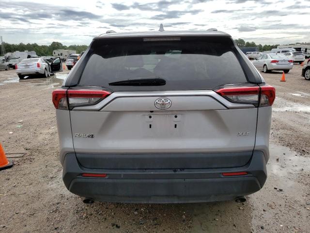 Photo 6 from auction – 2020 TOYOTA RAV4 XLE with VIN 2T3W1RFV2LC044162