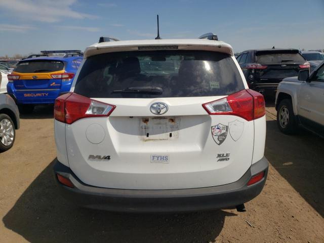 Photo 6 from auction – 2015 TOYOTA RAV4 XLE with VIN JTMRFREV5FJ027759