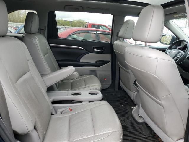 Photo 11 from auction – 2016 TOYOTA HIGHLANDER with VIN 5TDDKRFH6GS338670