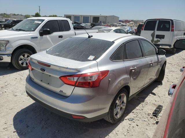 Foto 3 de la subasta – 2013 FORD FOCUS SE con VIN 1FADP3F28DL318773