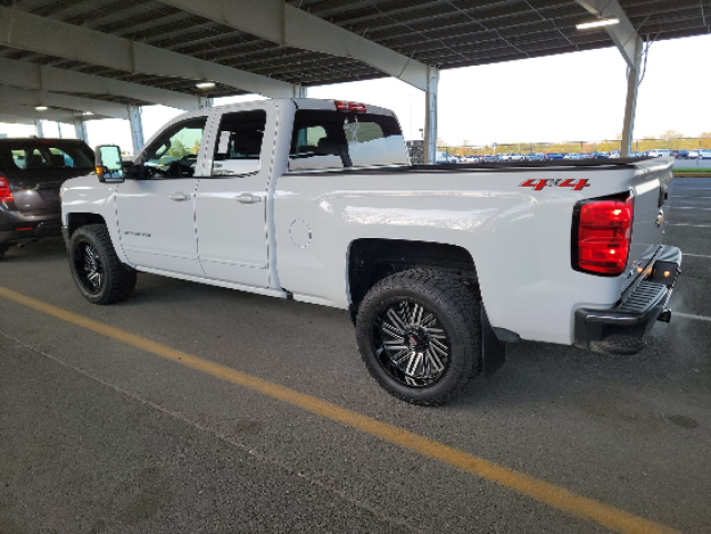 Photo 3 from auction – 2018 CHEVROLET SILVERADO with VIN 1GCVKREC4JZ169040
