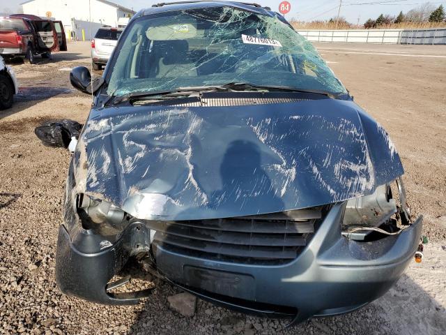 Photo 5 from auction – 2007 CHRYSLER TOWN & COU with VIN 2A4GP44R97R231015