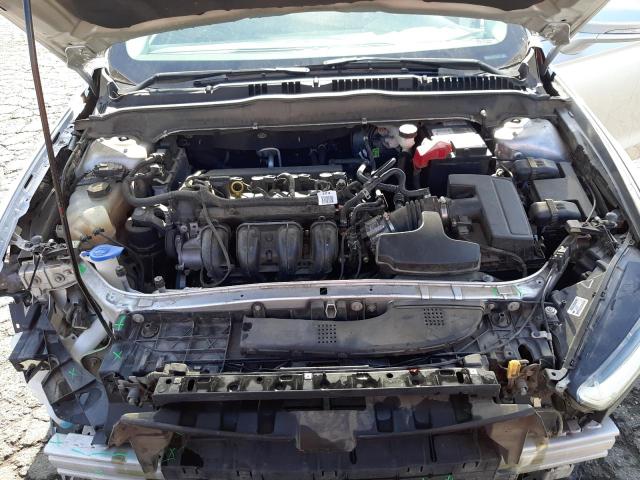 Photo 11 from auction – 2015 FORD FUSION SE with VIN 3FA6P0H79FR183579