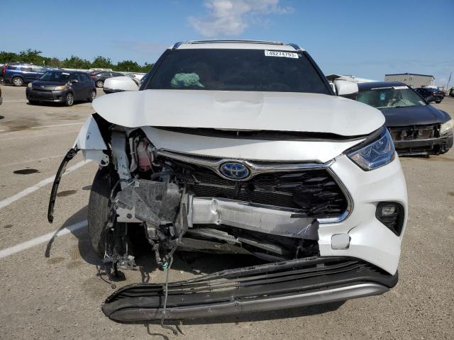 Photo 5 from auction – 2022 TOYOTA HIGHLANDER with VIN 5TDEBRCH8NS083557