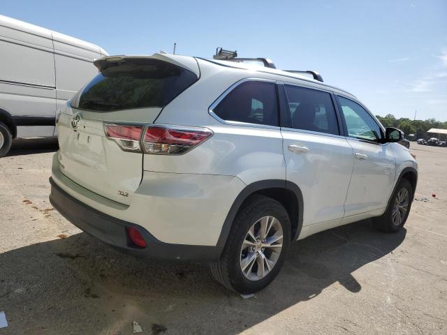 Photo 3 from auction – 2015 TOYOTA HIGHLANDER with VIN 5TDKKRFH9FS108207
