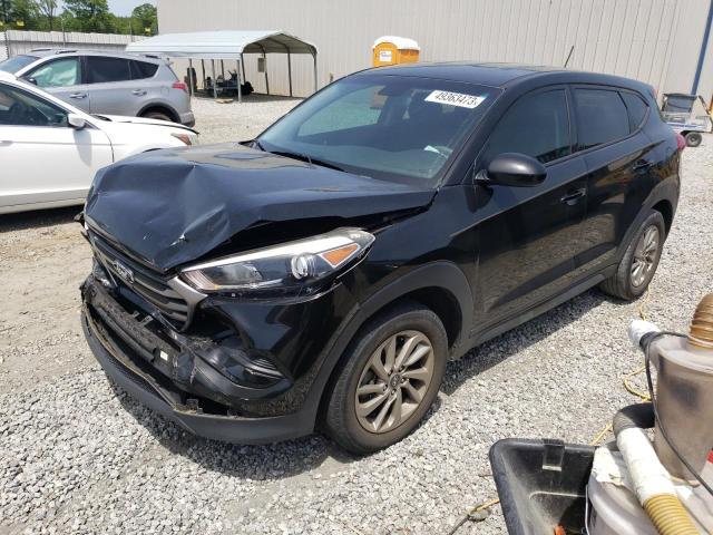 HYUNDAI TUCSON SE 2017 with VIN KM8J23A45HU460708 - Photo from auction