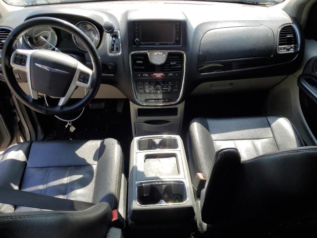 Photo 8 from auction – 2016 CHRYSLER TOWN & COU with VIN 2C4RC1BG5GR304309