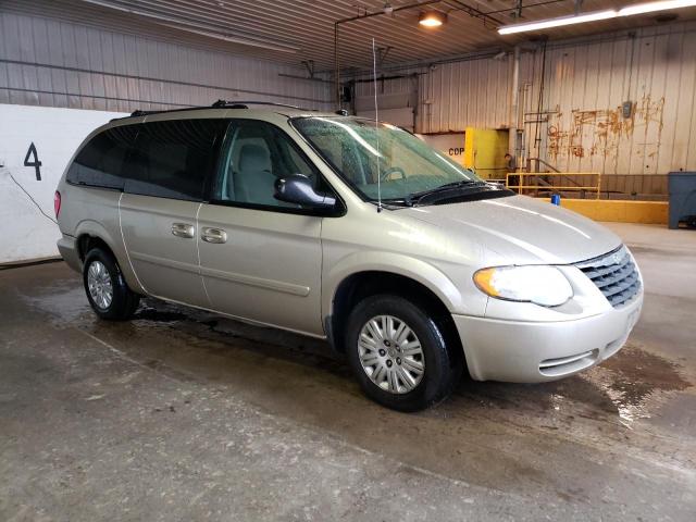 Photo 4 from auction – 2005 CHRYSLER TOWN & COU with VIN 2C4GP44R55R545358