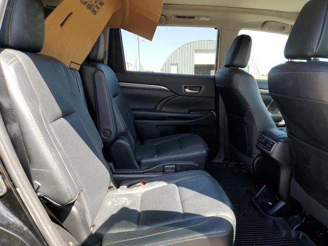 Photo 11 from auction – 2019 TOYOTA HIGHLANDER with VIN 5TDDZRFHXKS990664