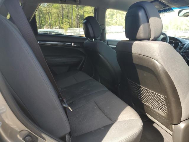 Photo 10 from auction – 2013 KIA SORENTO LX with VIN 5XYKTDA67DG406092