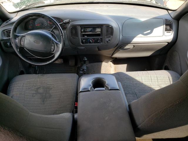 Photo 8 from auction – 2000 FORD F150 with VIN 1FTRX08W7YKA45996
