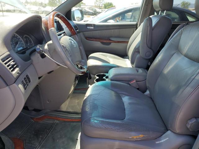 Photo 7 from auction – 2004 TOYOTA SIENNA XLE with VIN 5TDZA22C04S178646